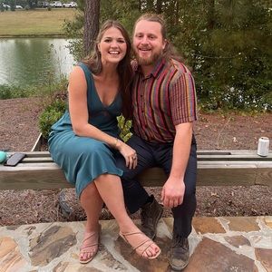 Meet your Posher, Abigail